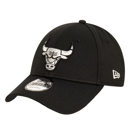 New Era Chicago Bulls 9FORTY Cloth Strap - Black/Grey Dashmark Mesh