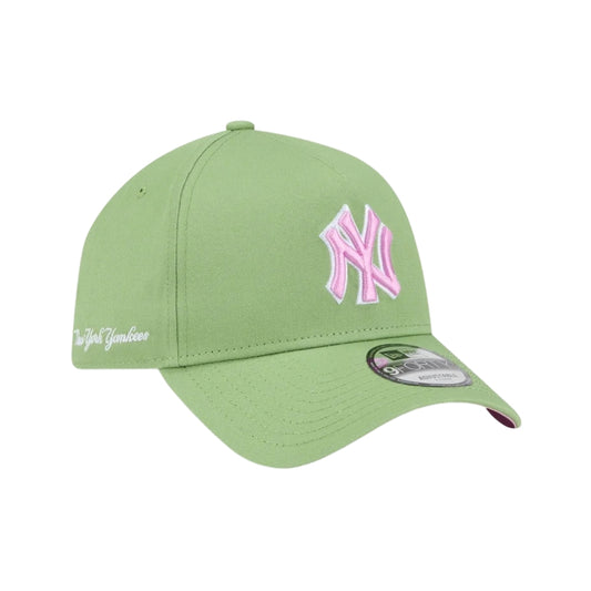 New Era New York Yankees 9FORTY A Frame - Strawberry Matcha