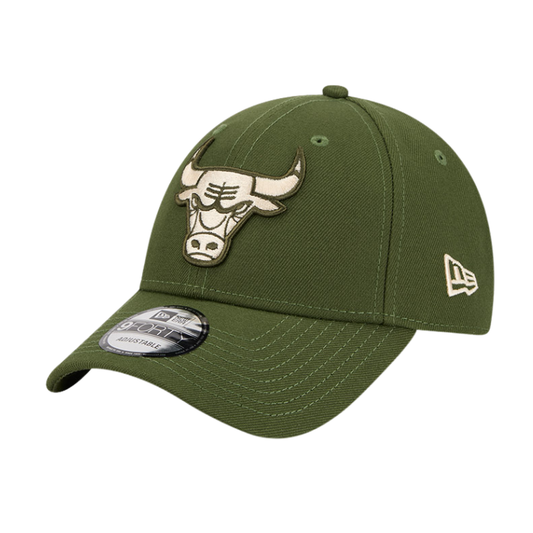 New Era Chicago Bulls 9FORTY - Rifle Green/Ivory