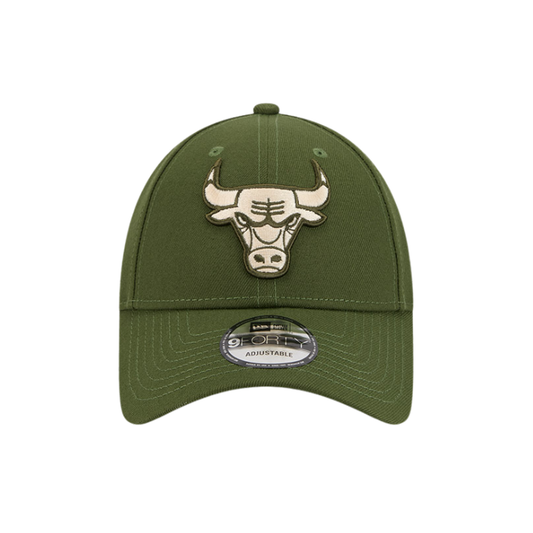New Era Chicago Bulls 9FORTY - Rifle Green/Ivory