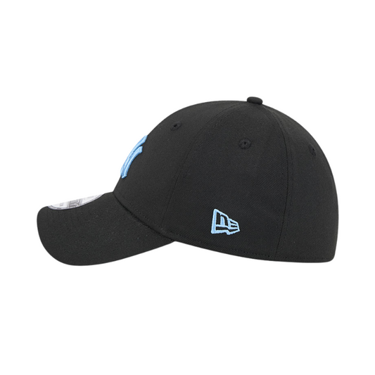 New Era New York Yankees 39THIRTY Cap - Black/Sky Blue