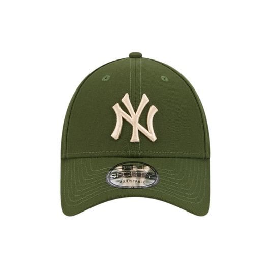 New Era New York Yankees 9FORTY - Rifle Green/Ivory