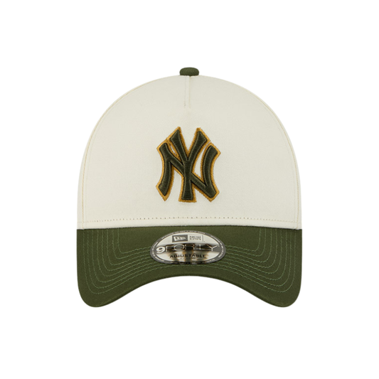 New Era New York Yankees 9FORTY A Frame - Chrome White/Metallic Script