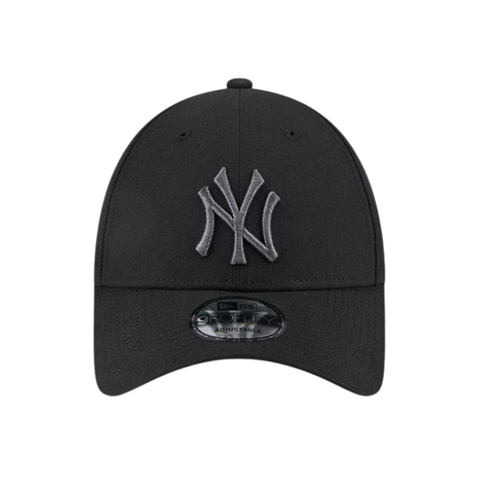 New Era New York Yankees 9FORTY Cap - Black/Metallic Grey