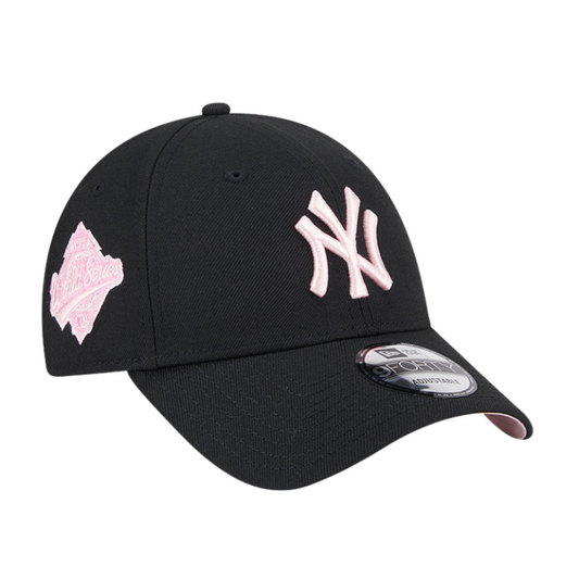 New Era New York Yankees 9FORTY Cap - Black/Pink