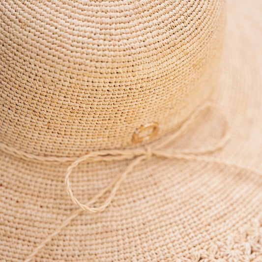 Sundaise Cora Crochet Wide Brim - Natural
